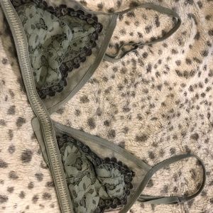 Lacey Bra